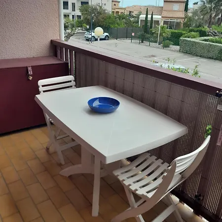 Apartament A 300 M De La